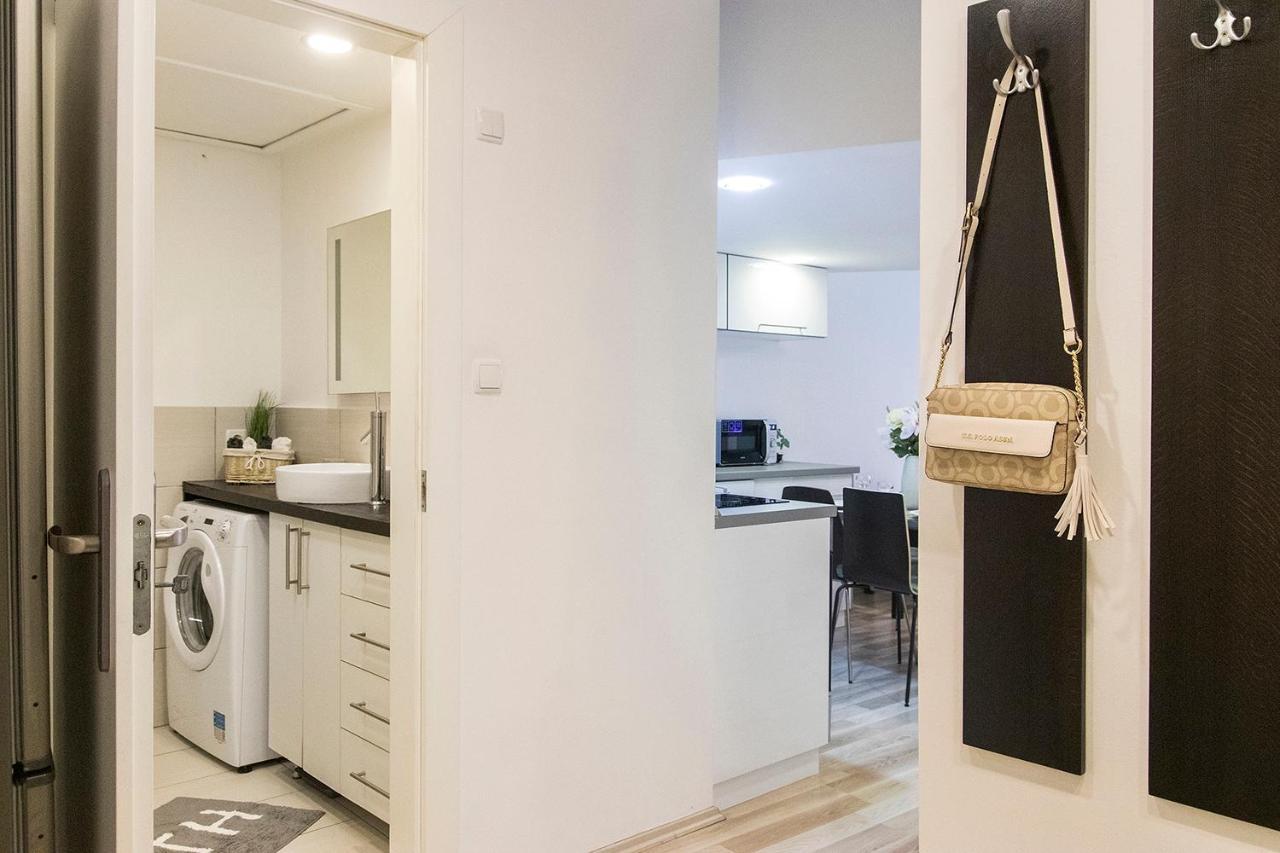Real Apartments Semmelweis II Budapest Eksteriør bilde